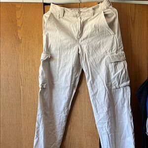 Woman’s Cream Cargo Pants